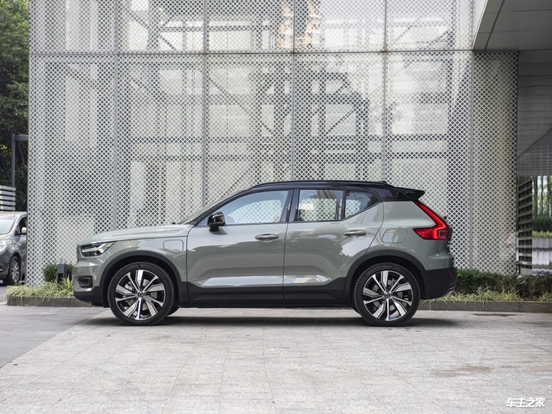 2024新款沃尔沃XC40新能源最新报价27万起(图4)